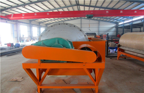 輥磨機(jī)，單傳動(dòng)高壓輥磨機(jī)質(zhì)量好， 單傳動(dòng)高壓輥磨機(jī)質(zhì)量好，磁場(chǎng)一般為多少_磁塊如何排列